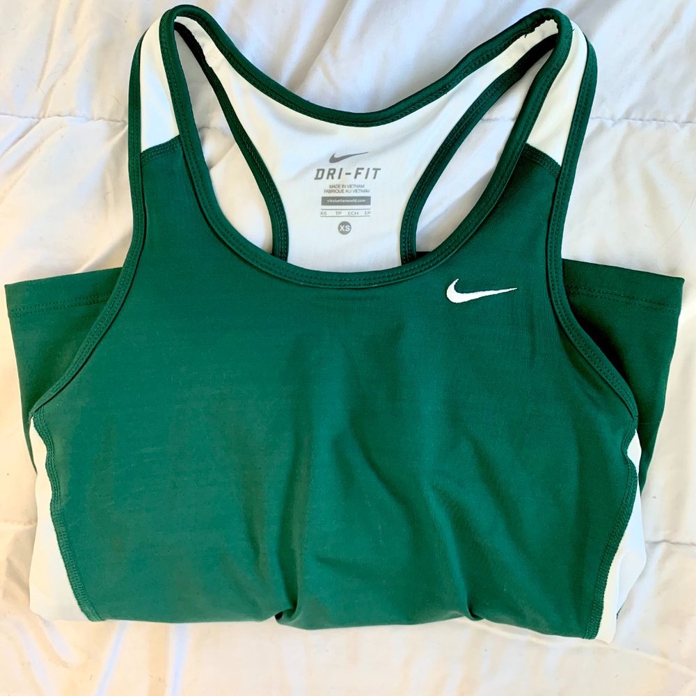 xs small Nike workout tank